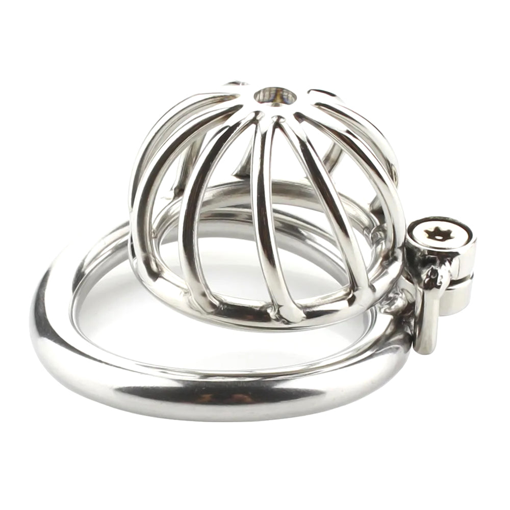 Shower or wear all day with ease, the sleek silver steel and secure screw of this vented cage ensure smooth removal. Adjustable rings promise a snug, comfortable fit!