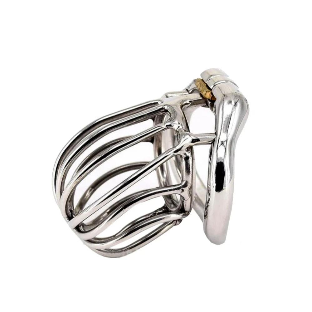 Sheath effortlessly combines comfort and security with its thin yet durable stainless steel design. The wide, stretchy fit accommodates all sizes, while the thick lock promises unyielding security.