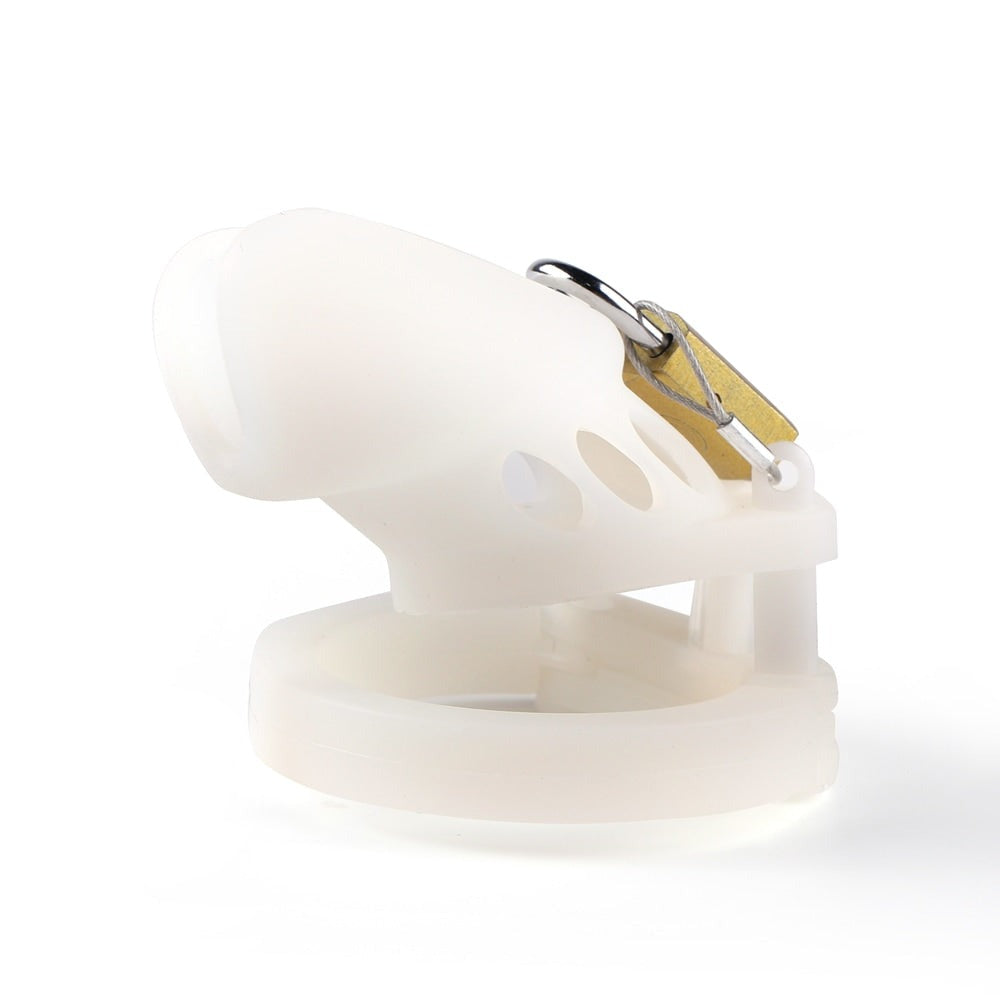 Travel discreetly and securely with this TSA-friendly chastity device. Designed to bypass airport detectors effortlessly, it features versatile security tags, ensuring peace of mind. Ideal for long-term, secure, and stylish wear.